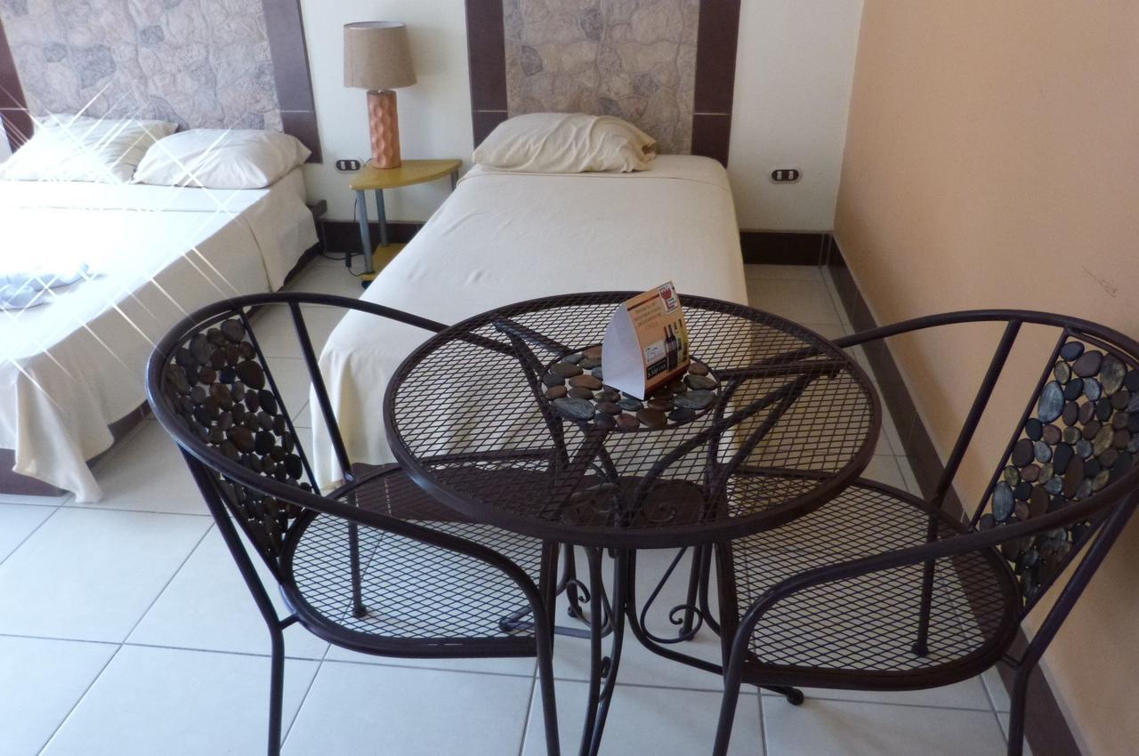 Hotel Torre Fuerte Venecia Ngoại thất bức ảnh
